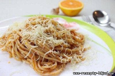 Спагетти с апельсином и миндалем